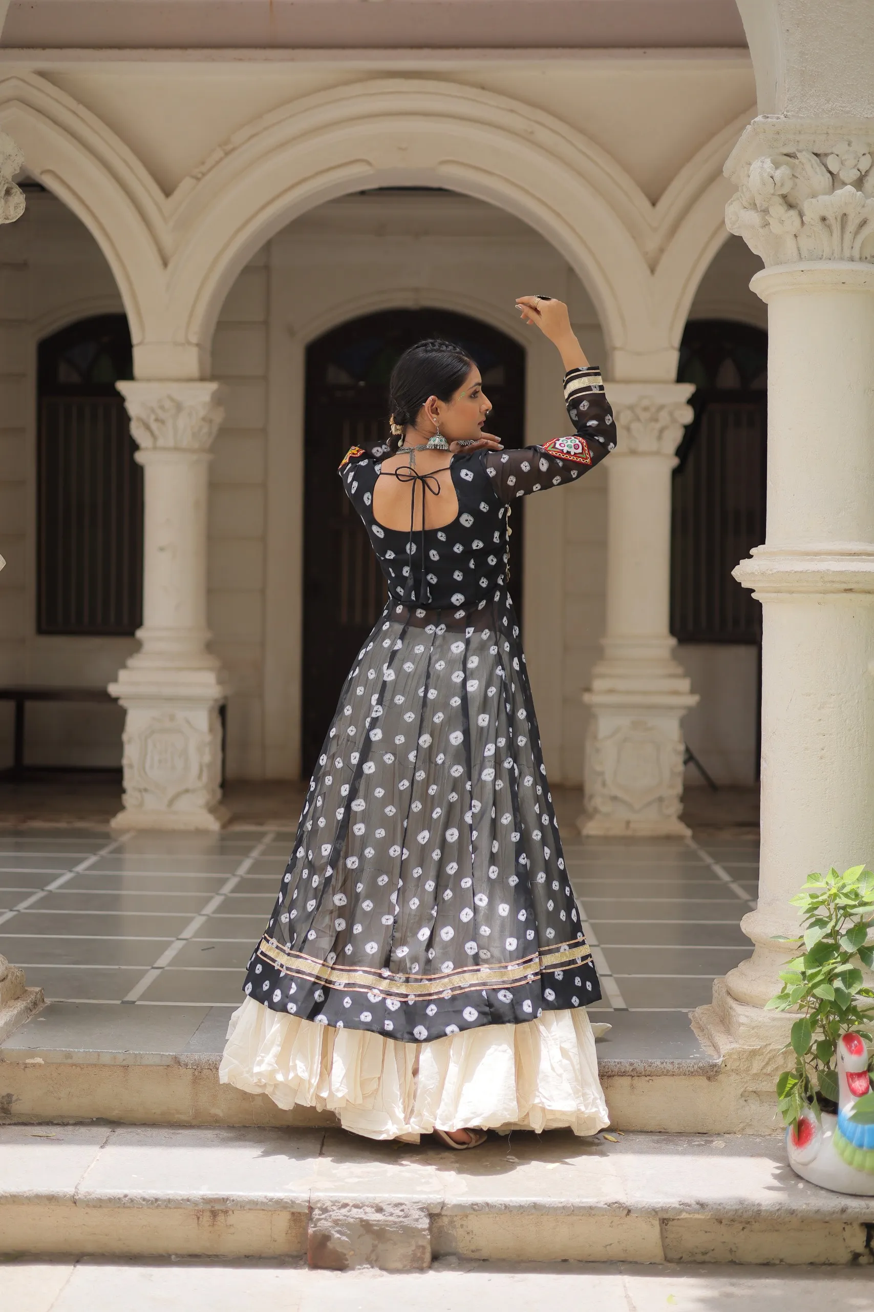 Navratri lehenga choli - Image 28 in Surat